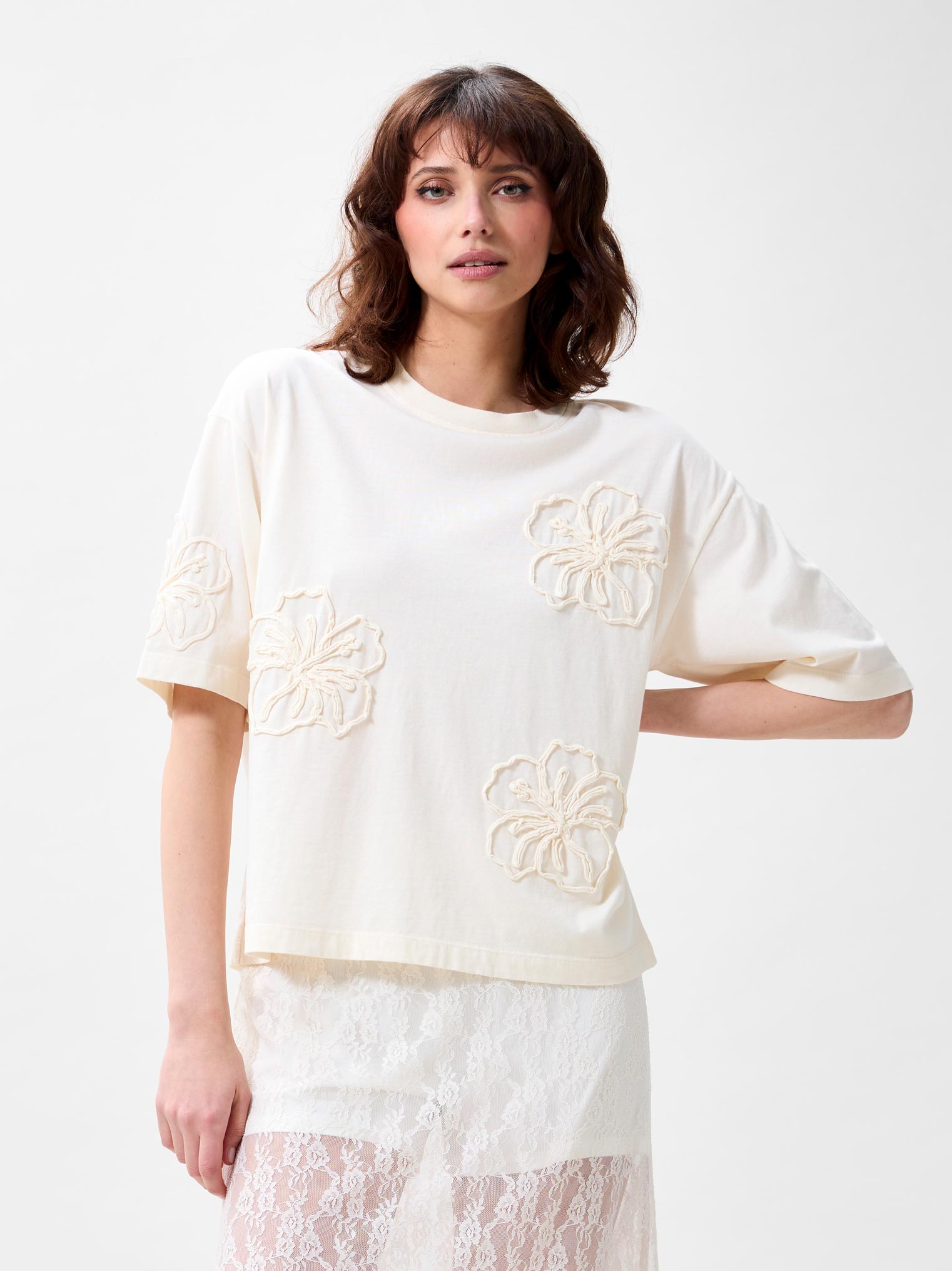 Hibiscus Tshirt | Egret