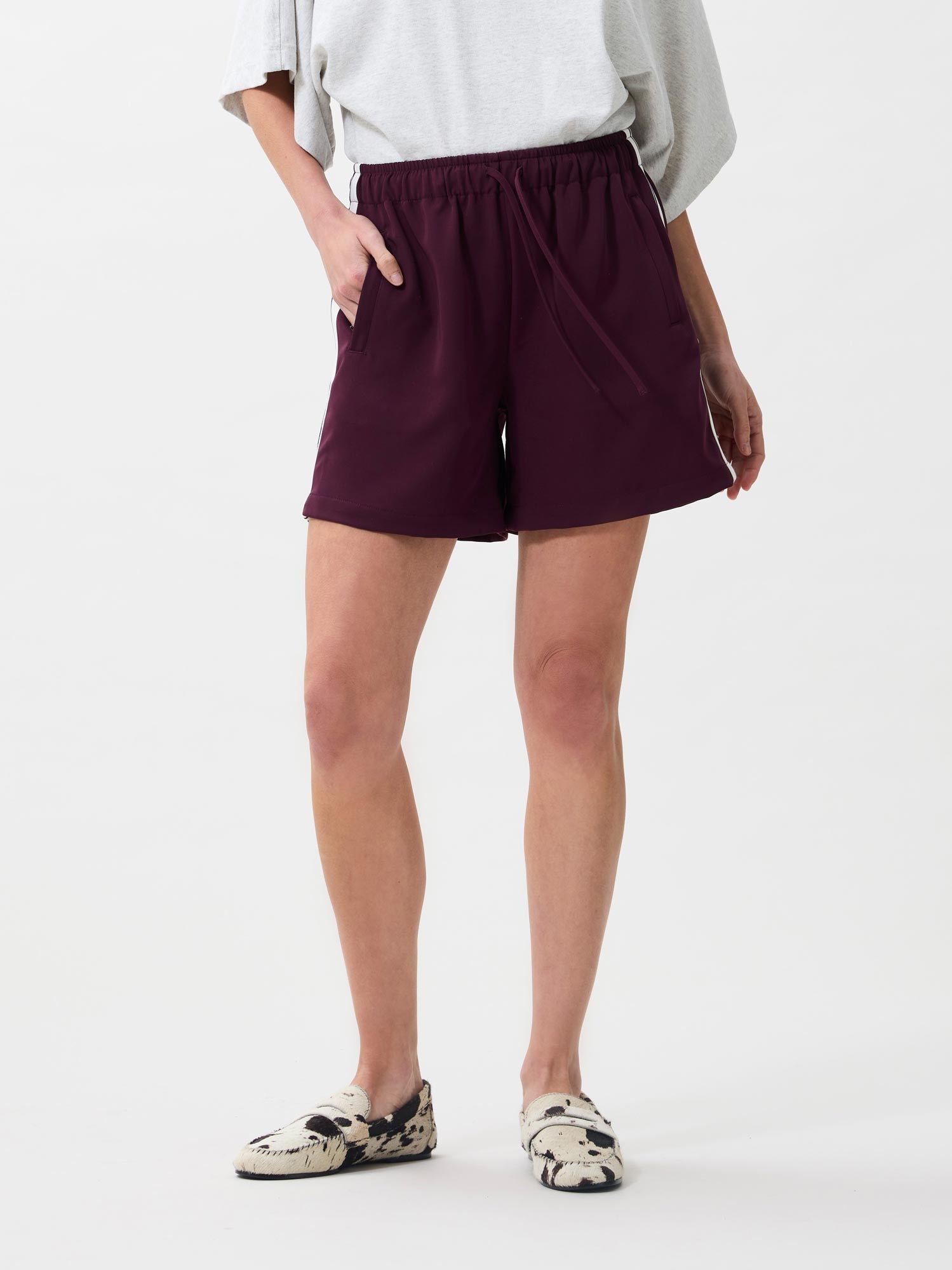 Tracksuit shorts | Winetasting