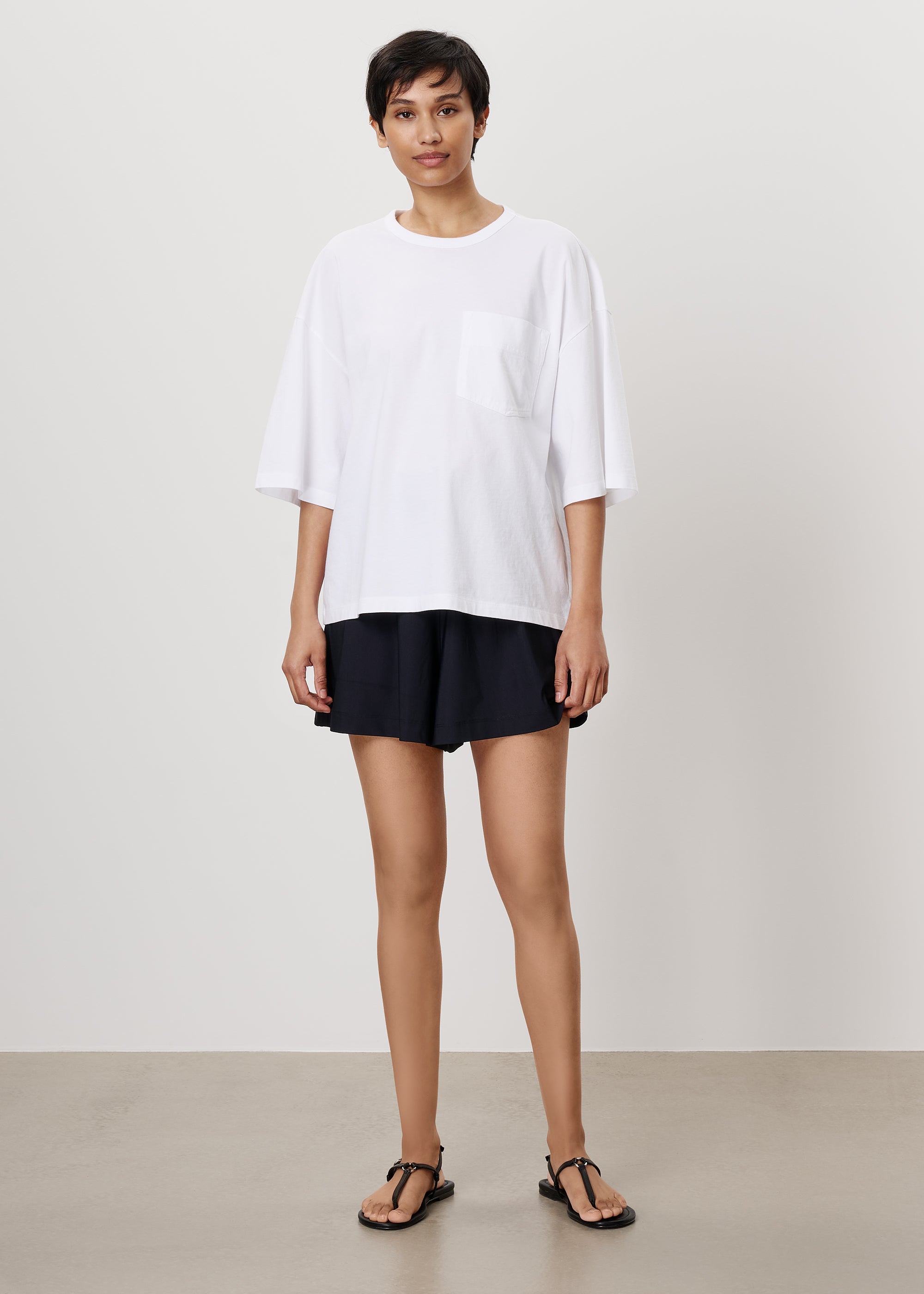 LOOSE FIT TEE