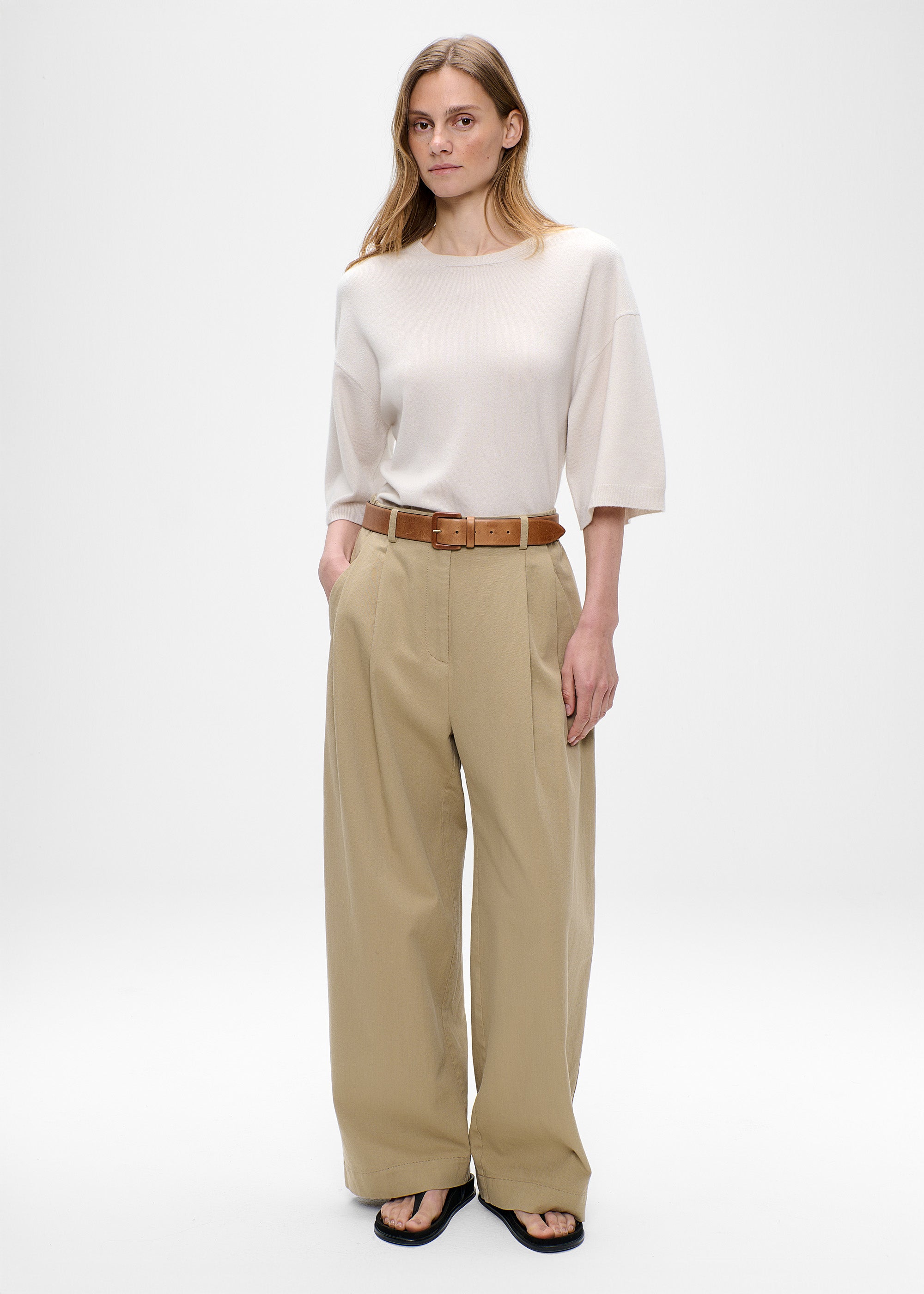CASHMERE BLEND WAISTED TOP