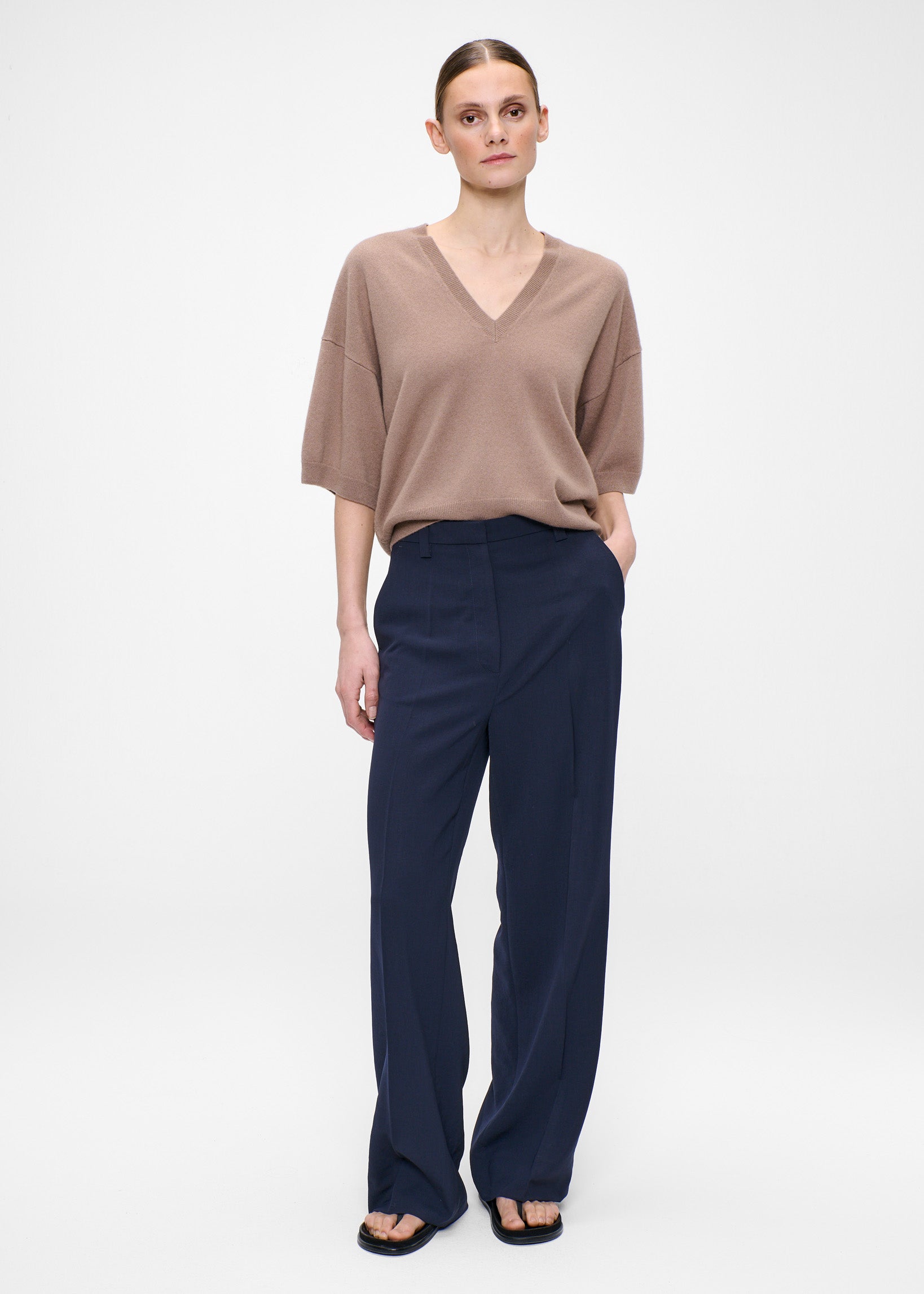 CASHMERE V-NECK TOP