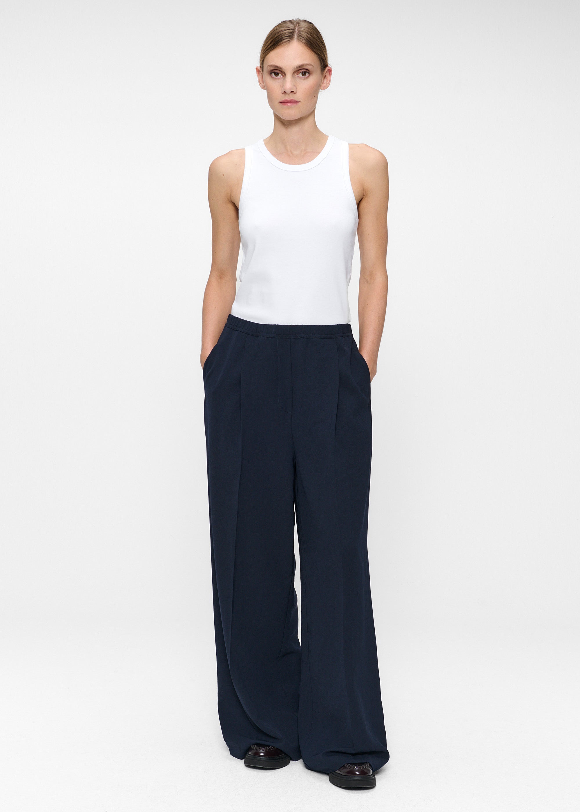 JAPANESE CRÊPE BONNIE PULL-ON PANTS.