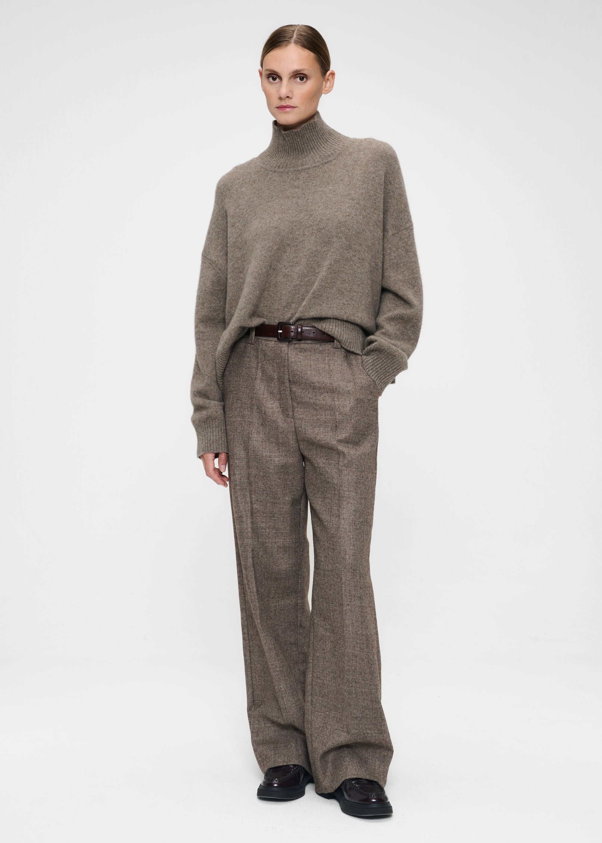 WOOL LINEN STRAIGHT PANTS