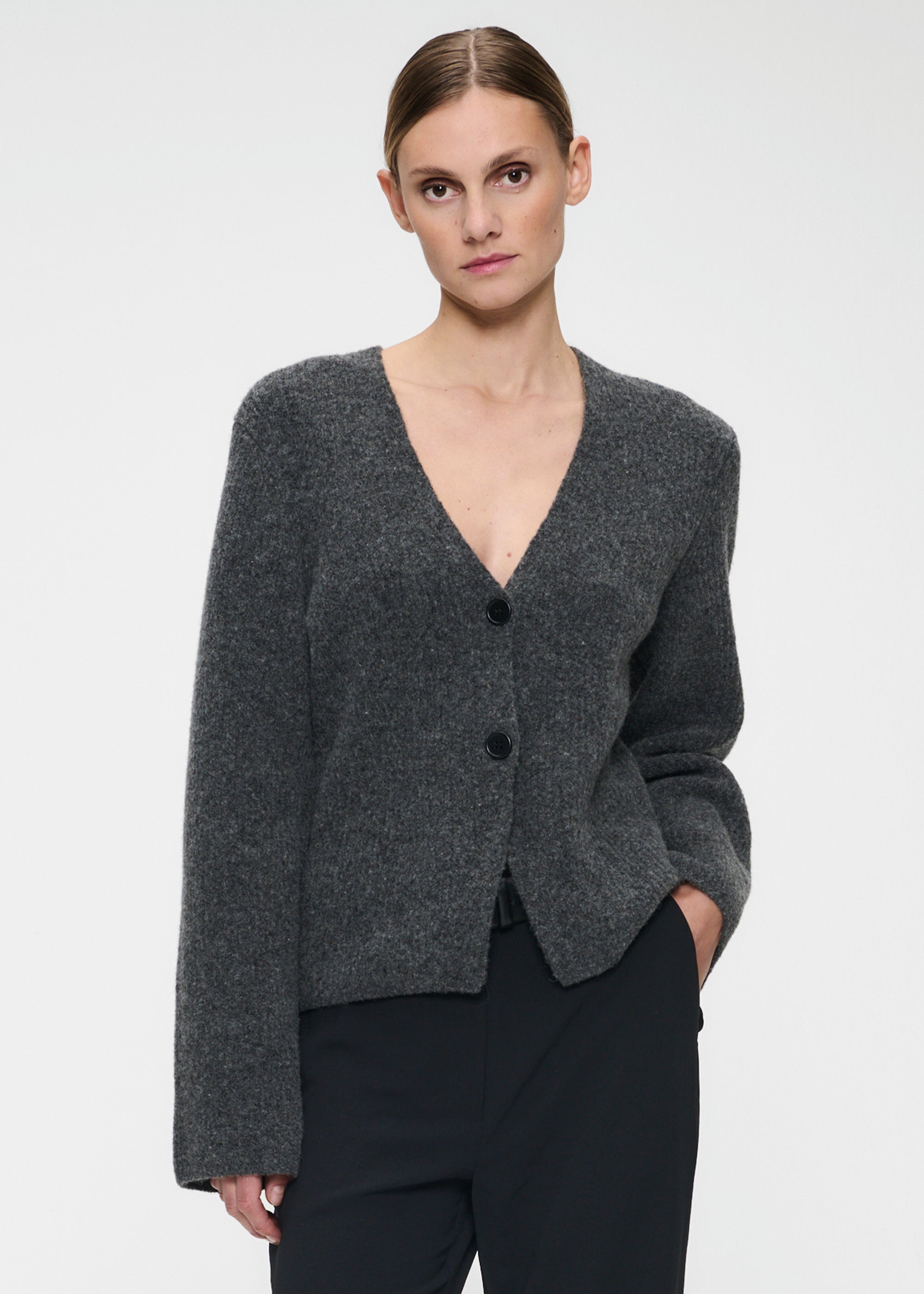 LIGHT WEIGHT WOOL WAISTED CARDIGAN