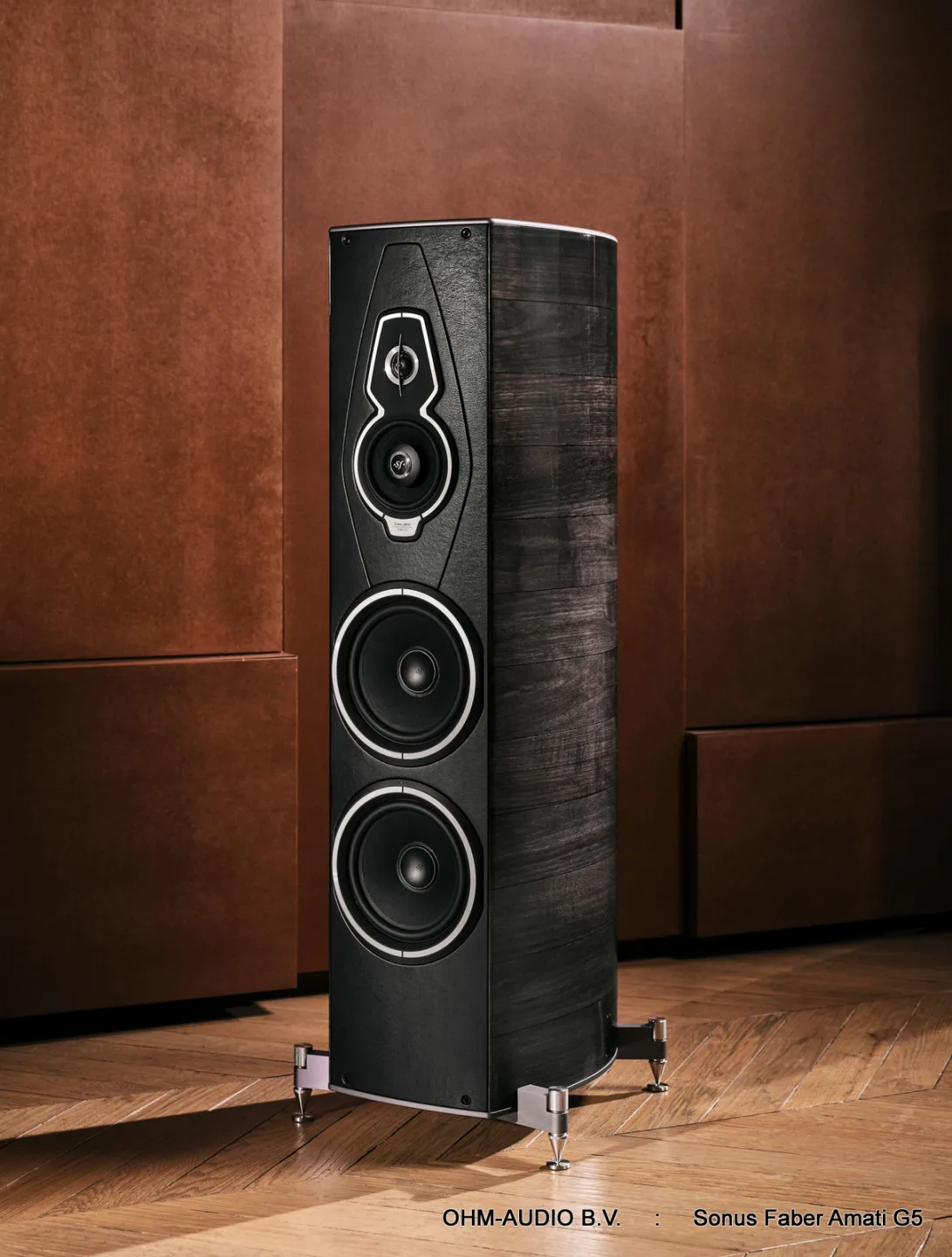 Sonus Faber Amati G5, Verkrijgbaar in Graphite Wood, Wenge Wood of Red Wood - Ohm Audio