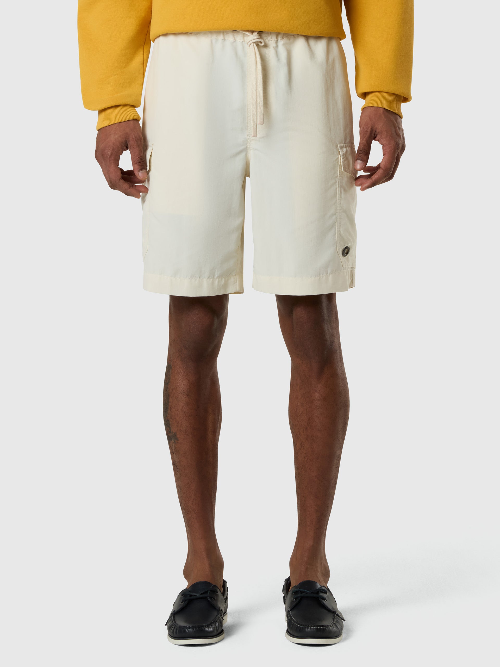 Light poplin cargo shorts