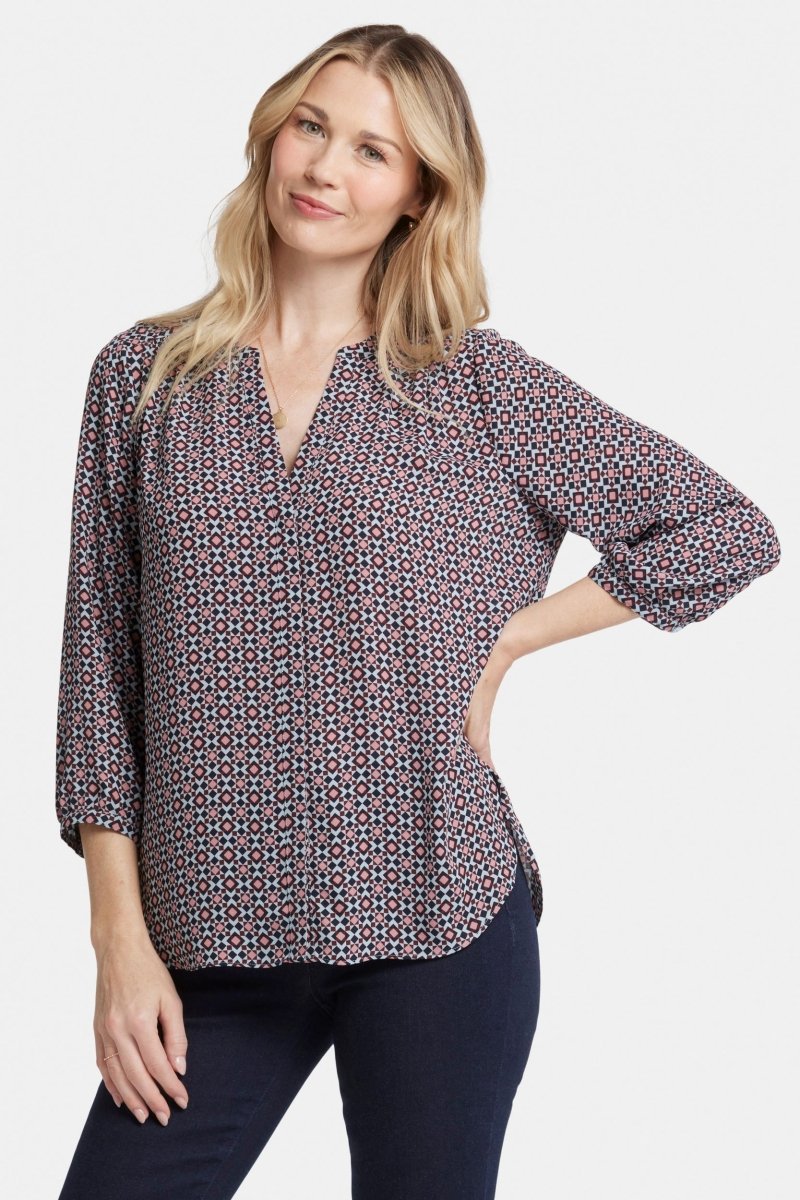 Pintuck Blouse Grafische Print | Pinnacle Vista