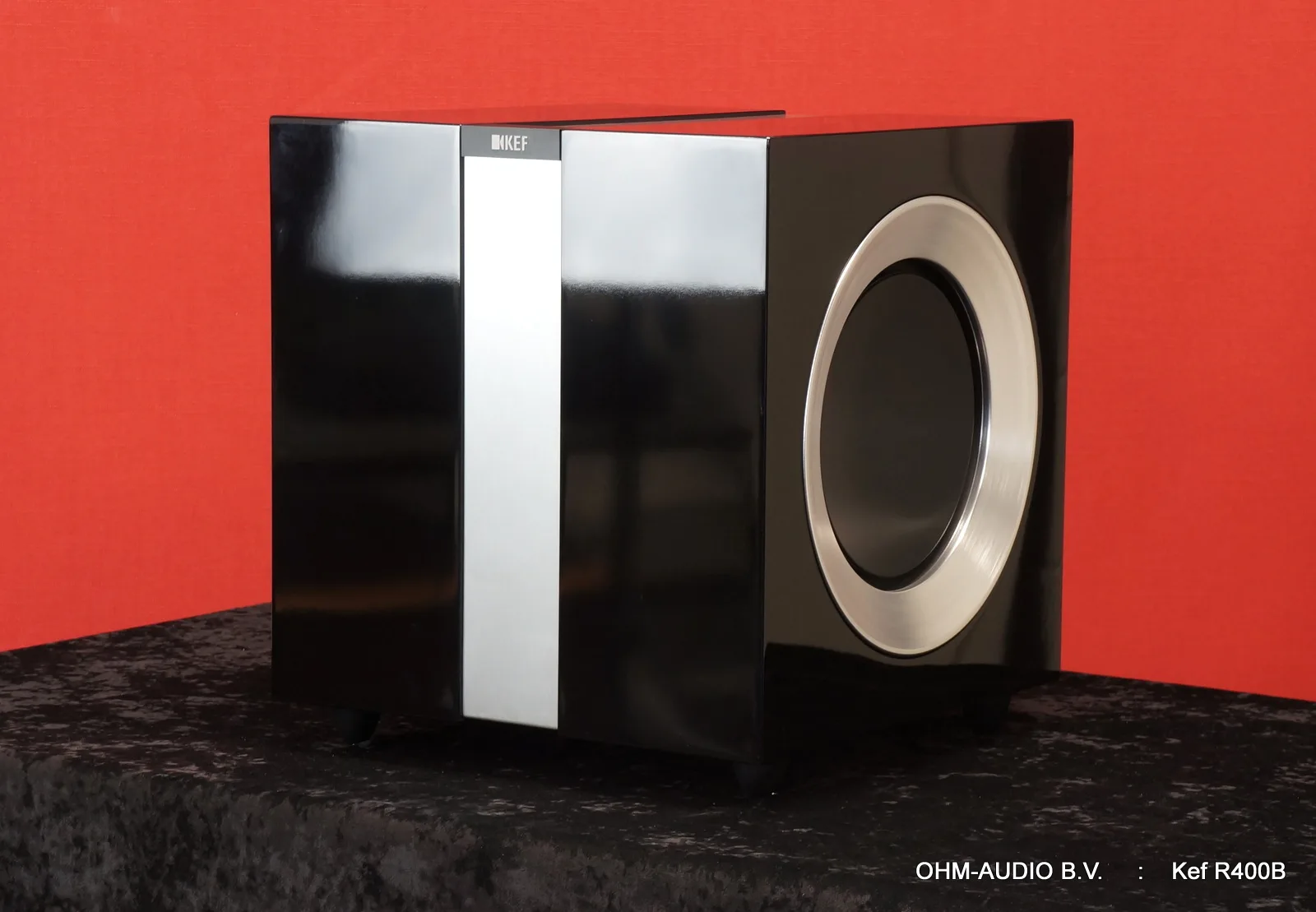 KEF R400B Subwoofer, Black, 250 Watt, Inclusief Originele Verpakking, Occasion