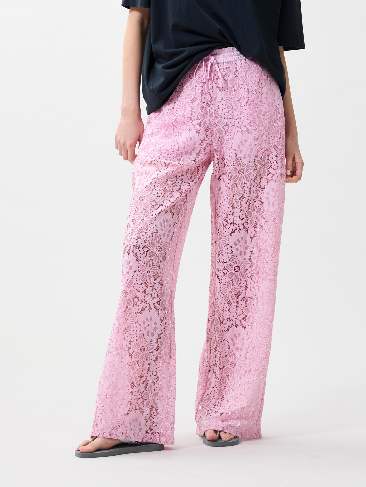 Pull on lace trousers | Soft Pink