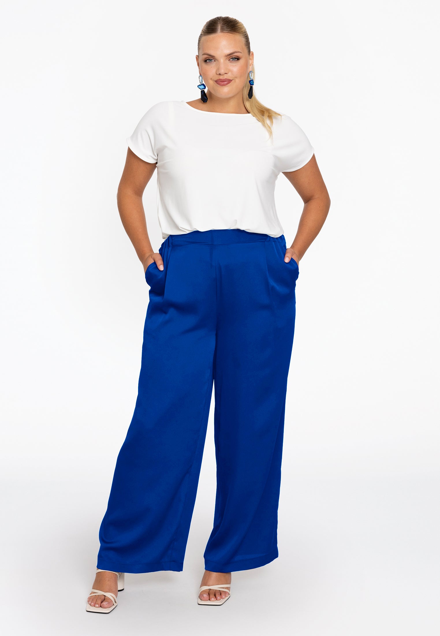 Broek met plooi SATINI